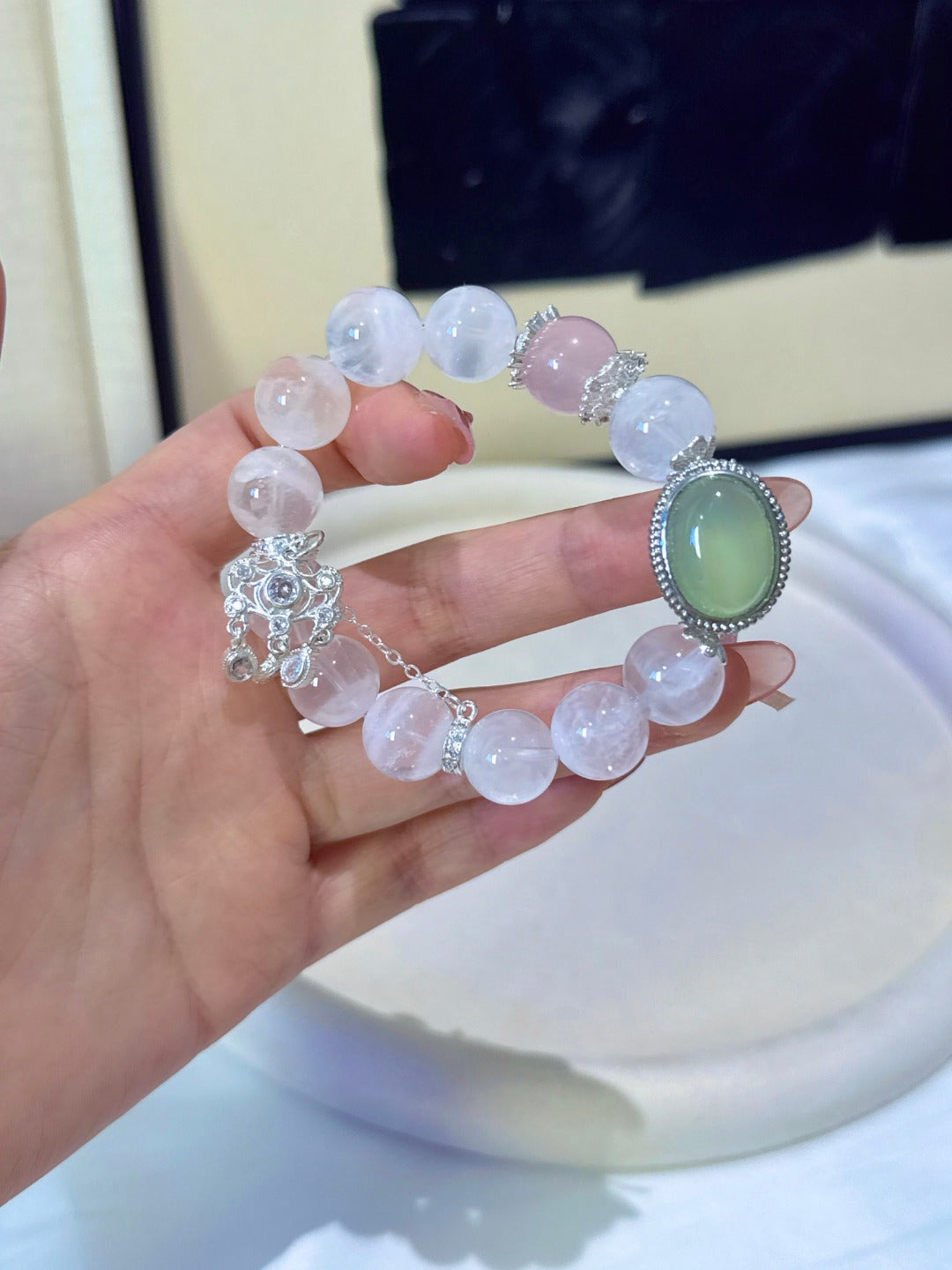 ▫️▪️ White ghost pink crystal chrysoprase magic box bracelet